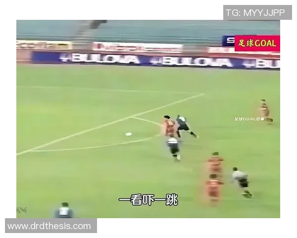 足球球星过人技巧集锦 狂飙突破瞬间展现个人魅力与实力